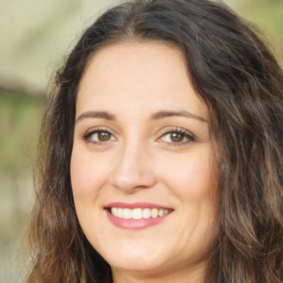 Sarah Müller, Leitende Finanzstrategin bei aunthoralivex